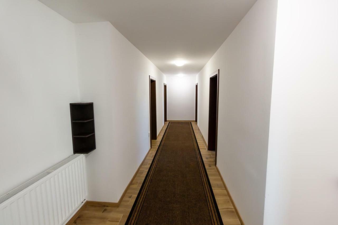 Arya Vila Pieszczany Zewnętrze zdjęcie